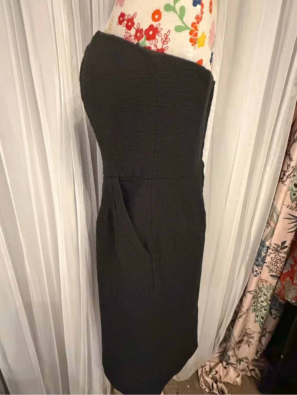 Lilly Pulitzer Strapless Black Sheath Dress - Picture 3 of 8